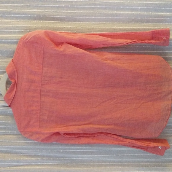 Lightweight button down - Picture 3 of 3